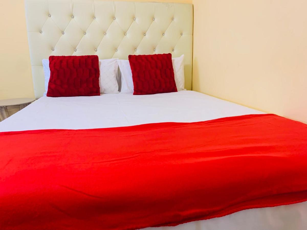 Mowetu Guest House Cape Town Exterior photo